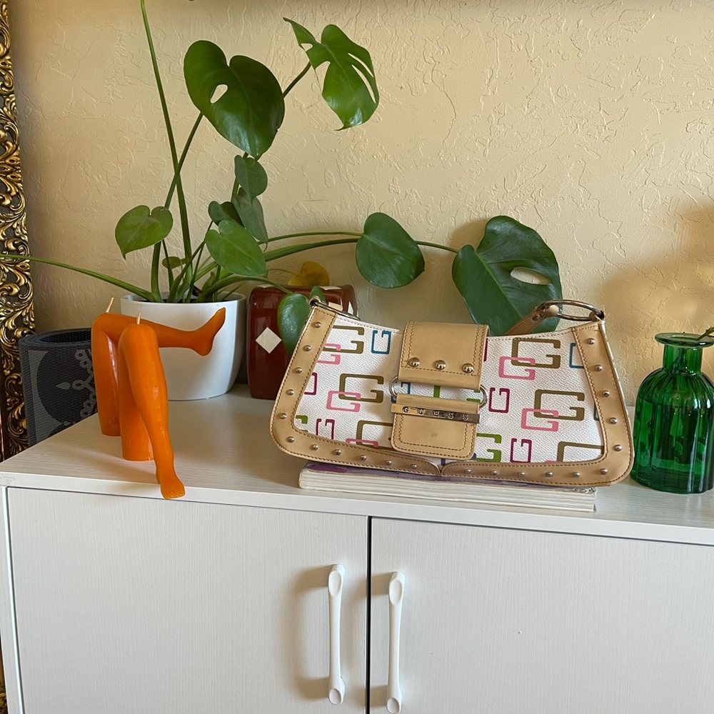 vintage multicolored guess purse